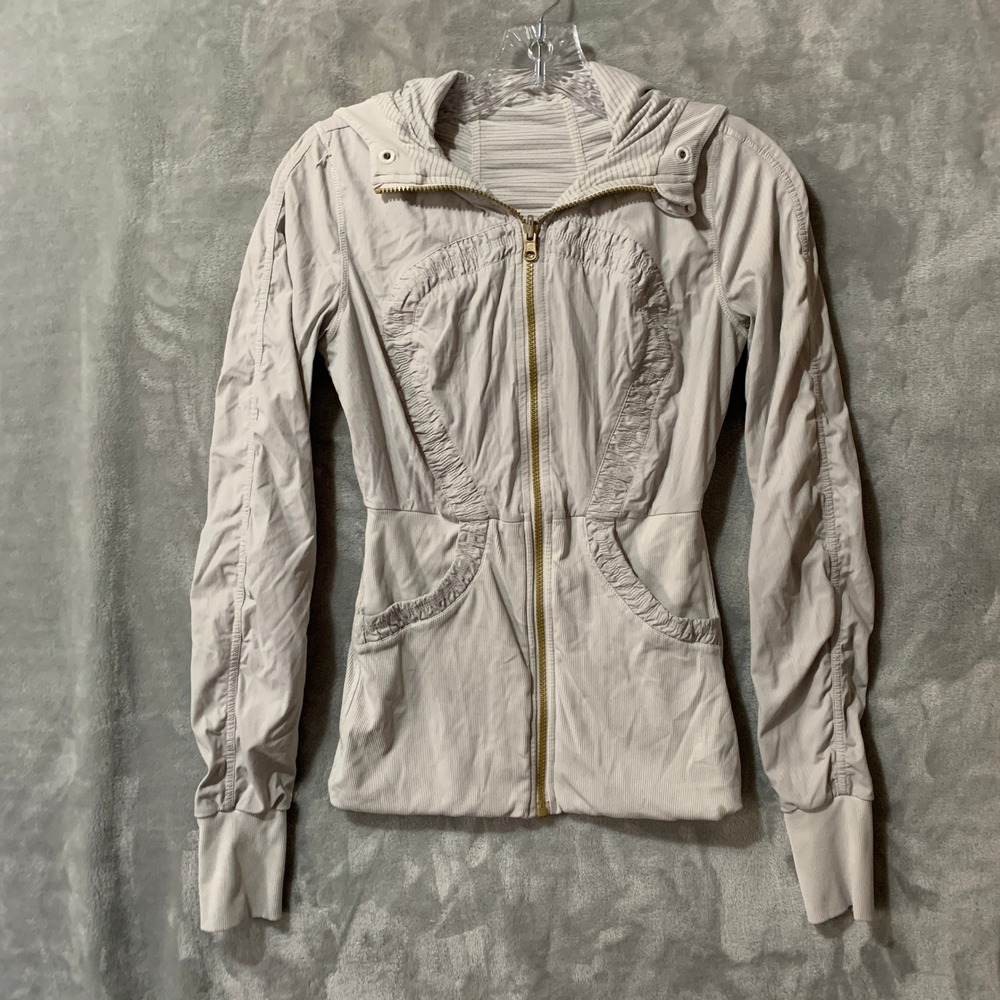 Lululemon Reversible Dance Studio Jacket Size 6 Gray Full Zip Hooded Thumbholes